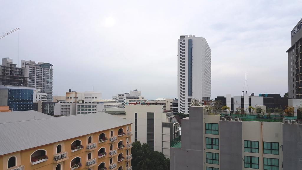 Ploen Place Residence Pattaya Eksteriør bilde